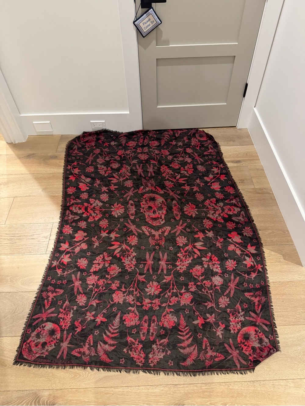 Alexander McQueen Black and Red Skull & Floral Wool Scarf